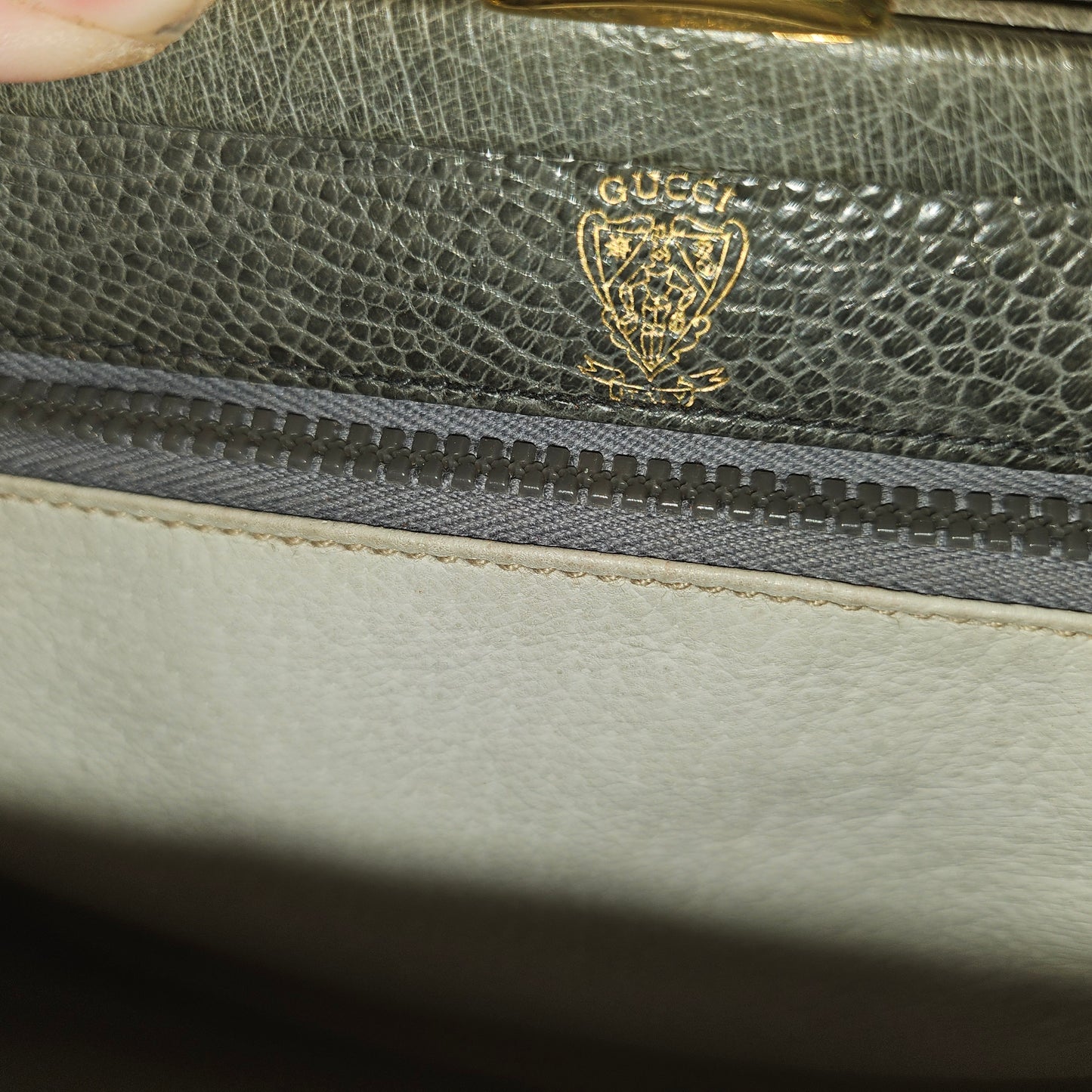 Gucci grey ostrich leather early two way multicompartment purse