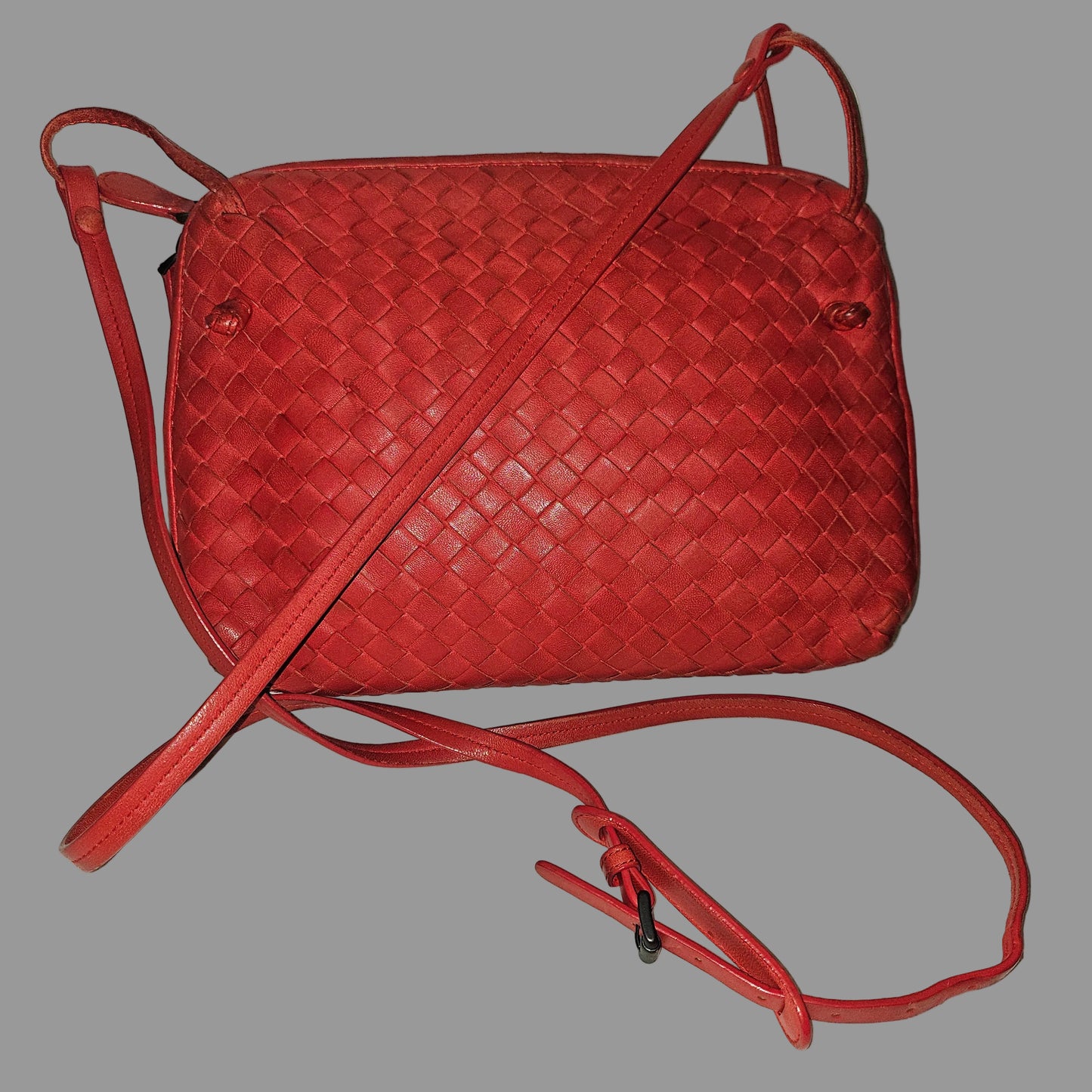Bottega Veneta red woven intrecciato leather Nodini cross body bag