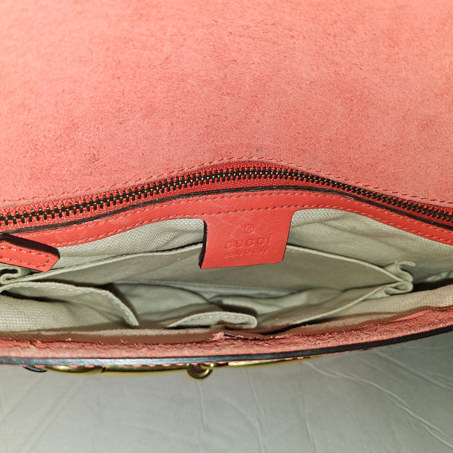 Gucci orange glossy leather Bright Bit style cross body/shoulder bag!