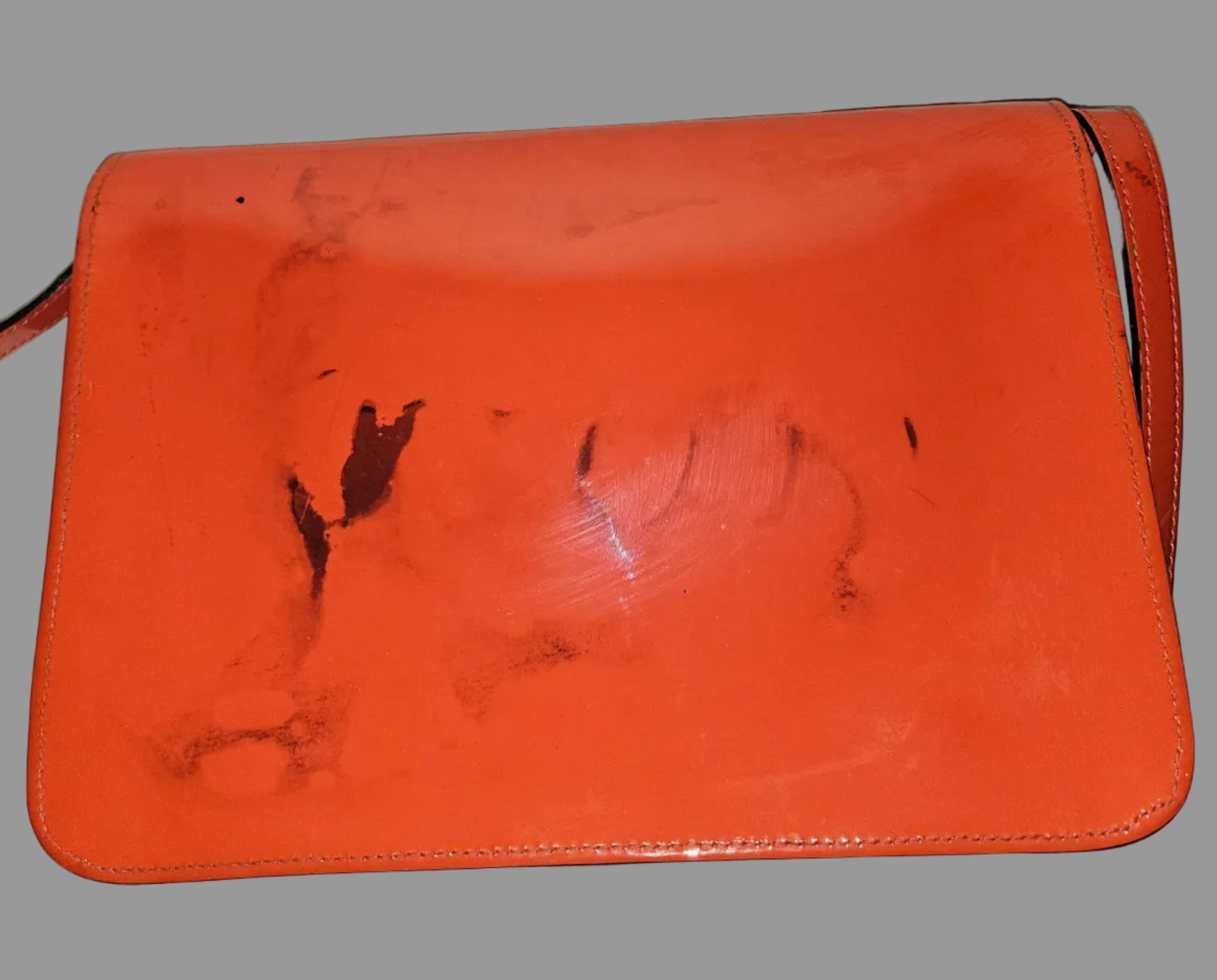 Gucci orange glossy leather Bright Bit style cross body/shoulder bag!