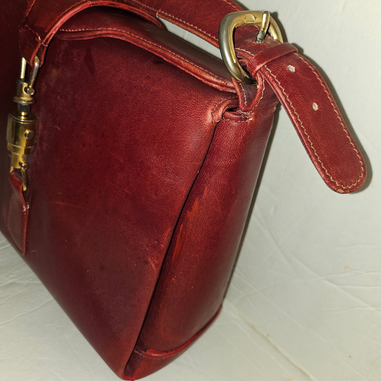 Gucci Jackie 1961 mod red leather boxy cross body or shoulder bag
