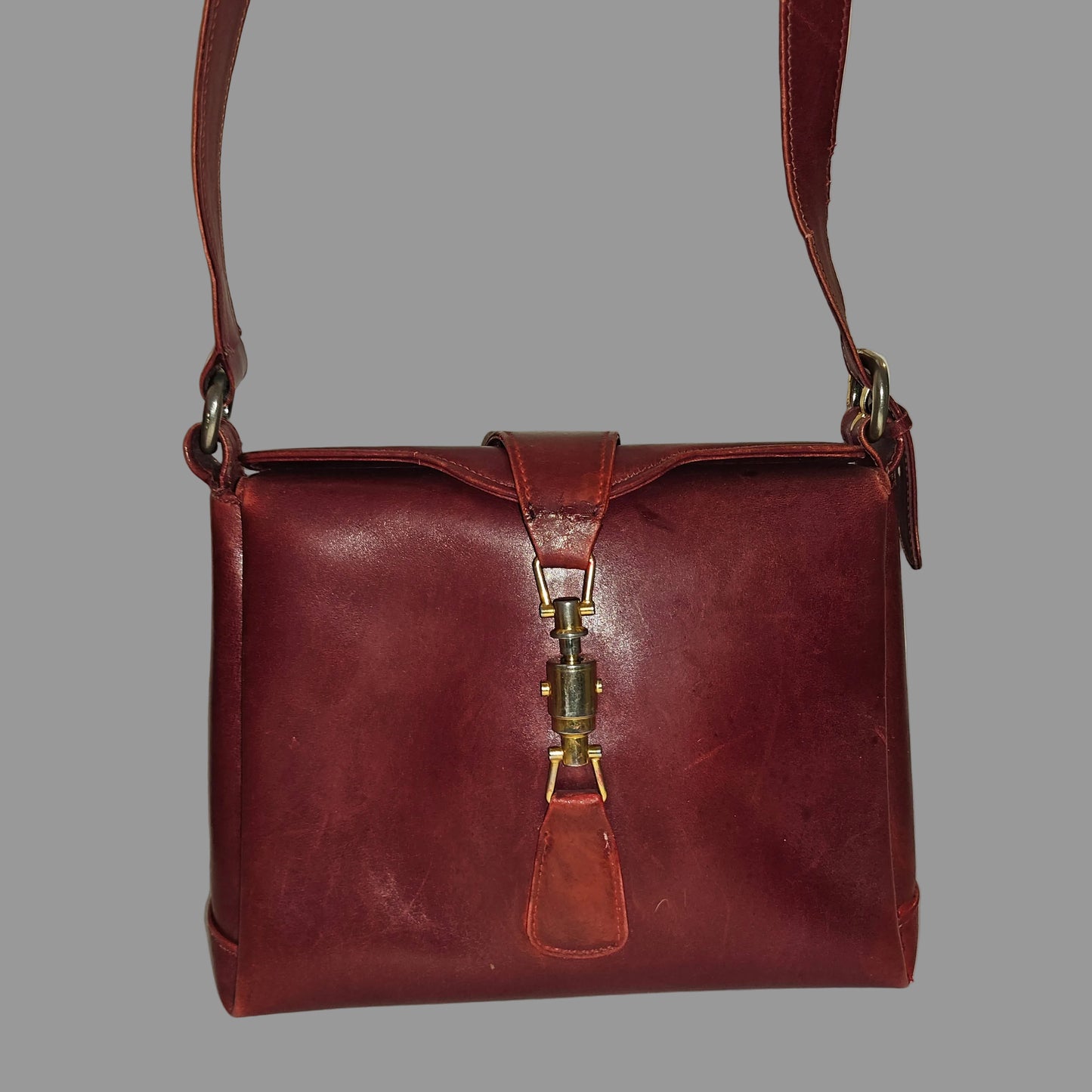 Gucci Jackie 1961 mod red leather boxy cross body or shoulder bag