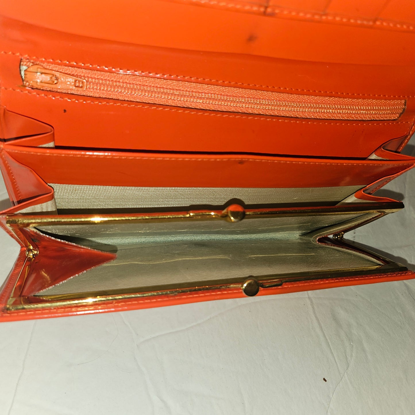 Gucci orange glossy leather XL size, wallet