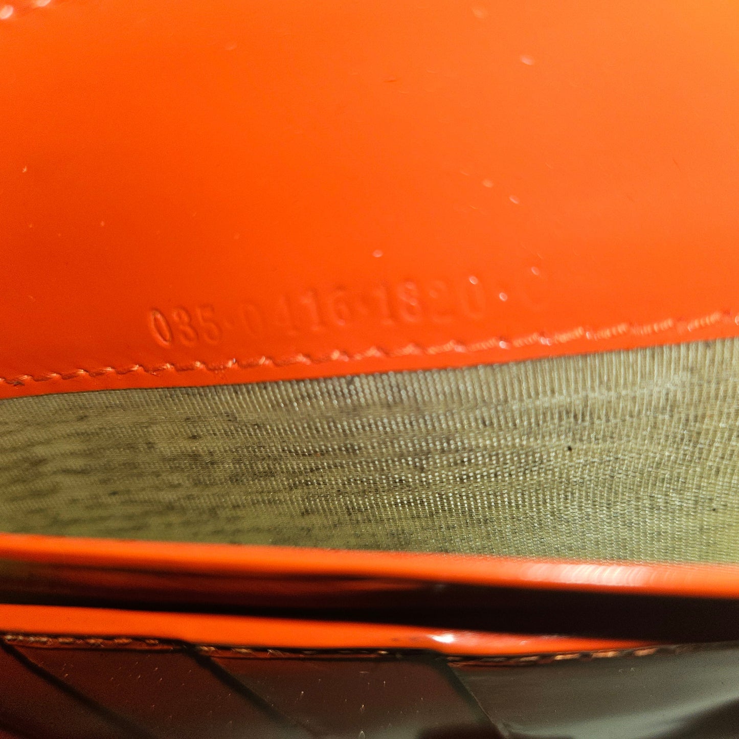 Gucci orange glossy leather XL size, wallet