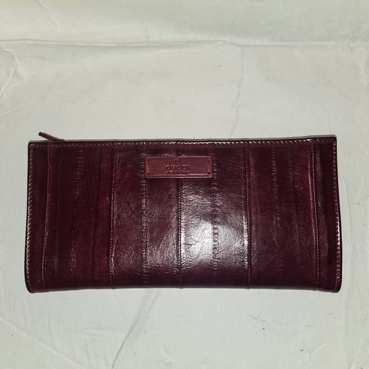 RARE! Gucci Tom Ford era burgundy eel leather long wallet/clutch!