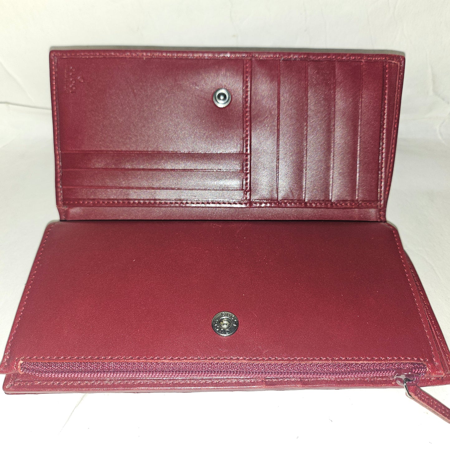RARE! Gucci Tom Ford era burgundy eel leather long wallet/clutch!