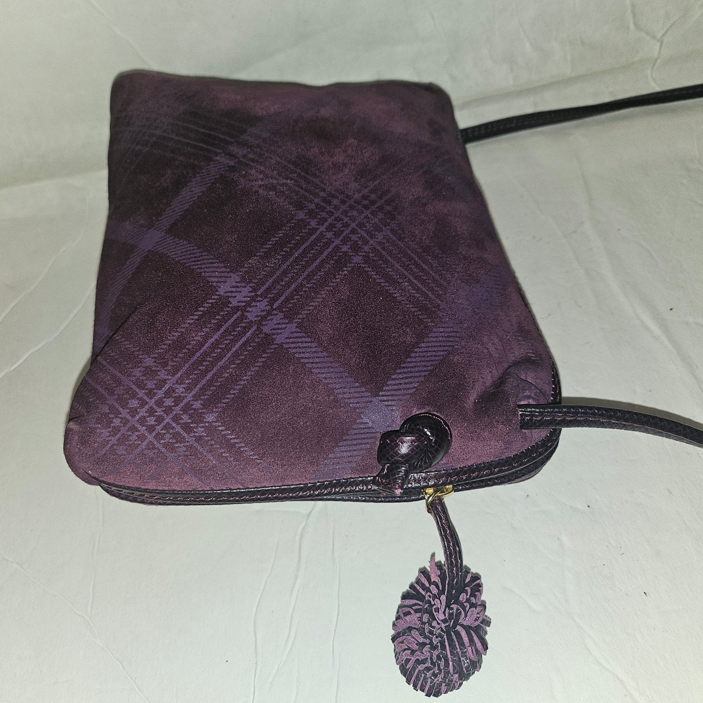 Bottega Veneta purple & blue suede Nodini style purse in a graphic design