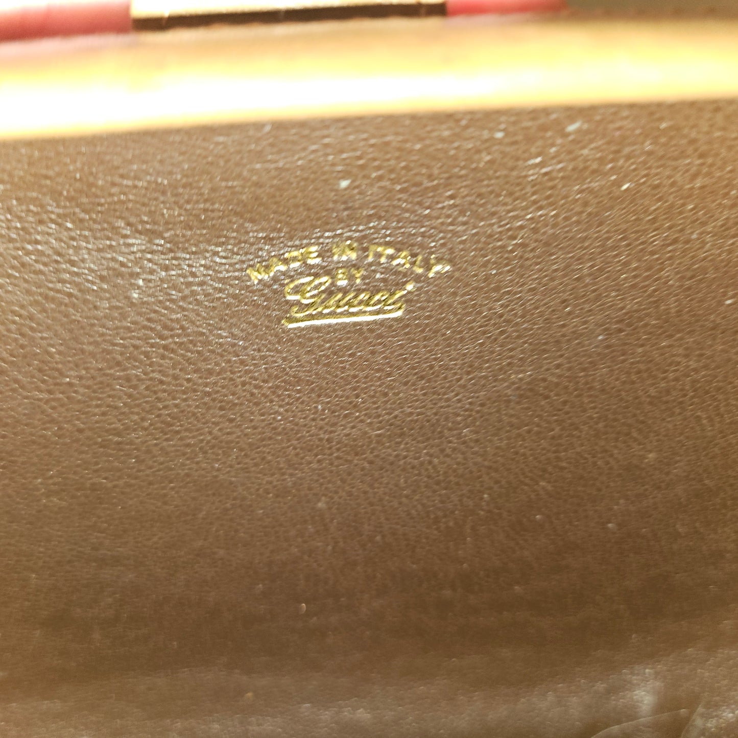 Gucci brown marbled leather oval shaped hard & boxy two-way purse
