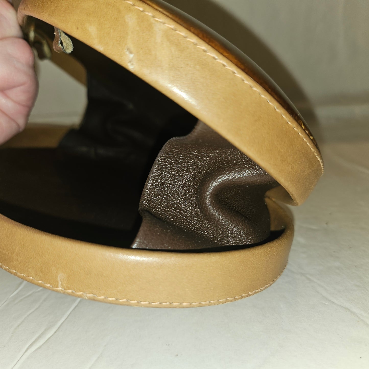 Gucci brown marbled leather oval shaped hard & boxy two-way purse