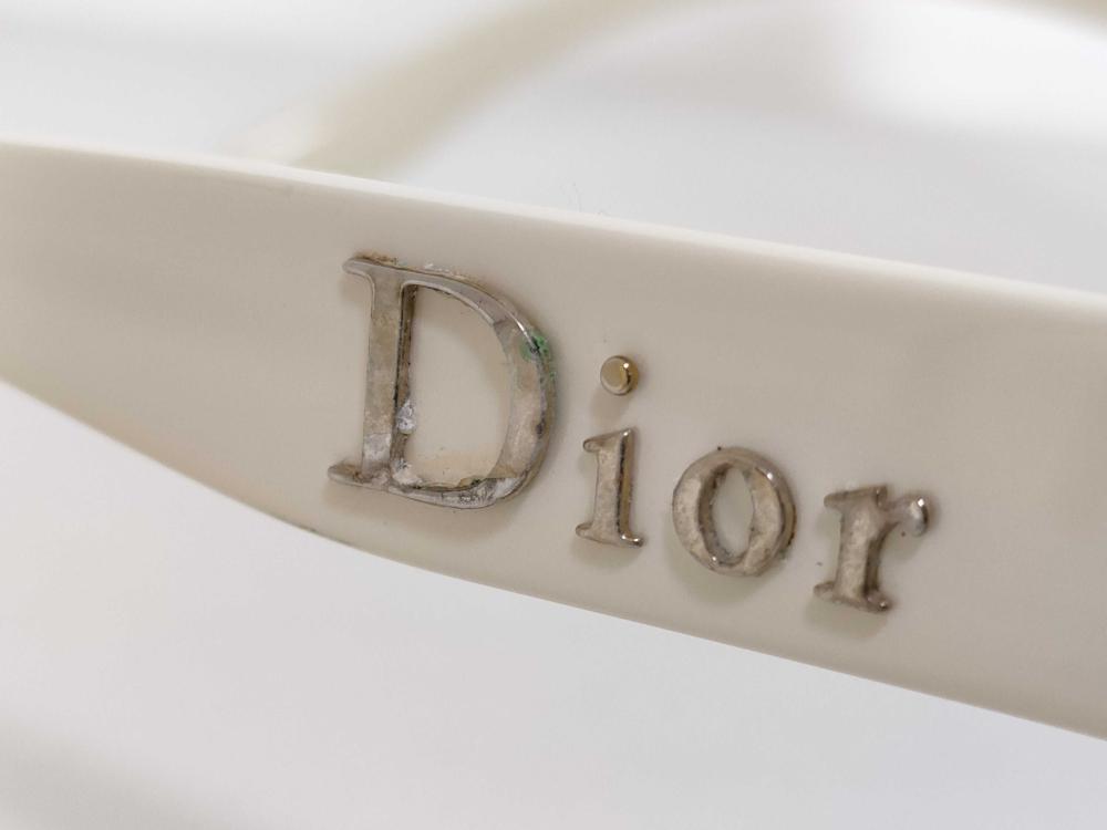 Dior Glossy 1 sunglasses with white oversized frames- that's hot!