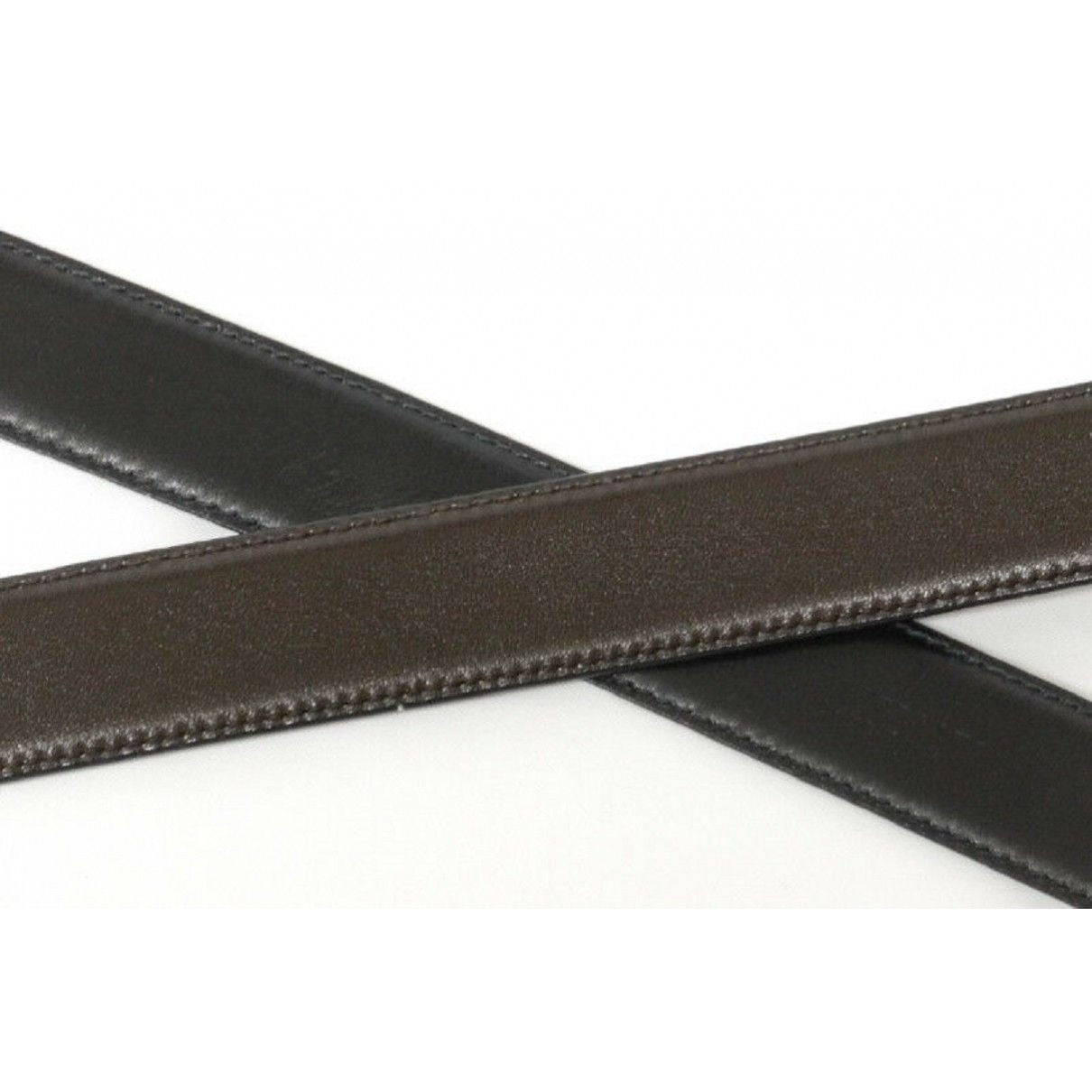 Vintage, Gucci, 44" long x 1.25" wide, brown or black leather, reversible belt in size 40" with a dual sided, two-tone engraved GG buckle