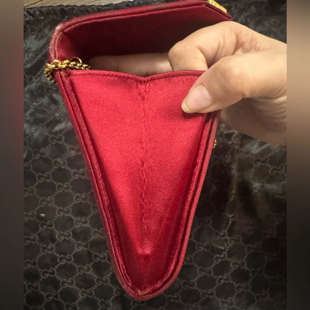 Gucci red velvet envelope top two-way clutch with two-tone GG accents