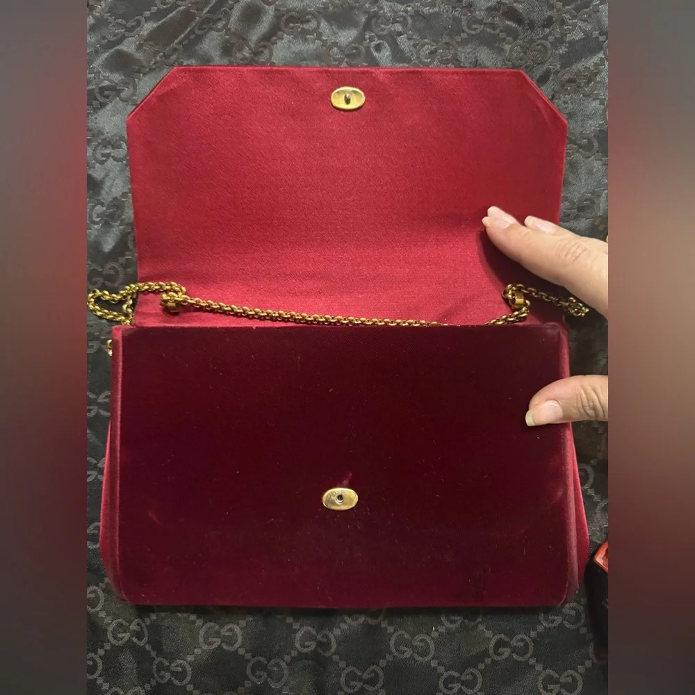 Gucci red velvet envelope top two-way clutch with two-tone GG accents