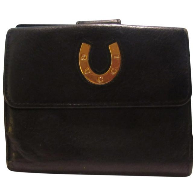 Gucci Navy Leather Exterior With Red Leather Lining And Gold G Hinge Closure Vintage Wallet