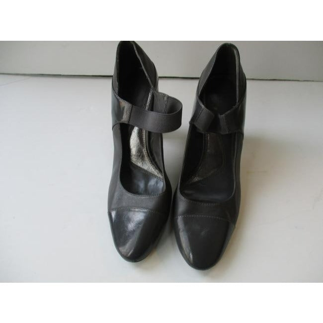 Simply Vera Vera Wang Gray For Leather And Patent Tipped Toes Pumps Size Us