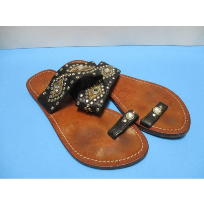 Mystique Boutique Brown Jeweled Toe Loop Flats Sandals Size Us