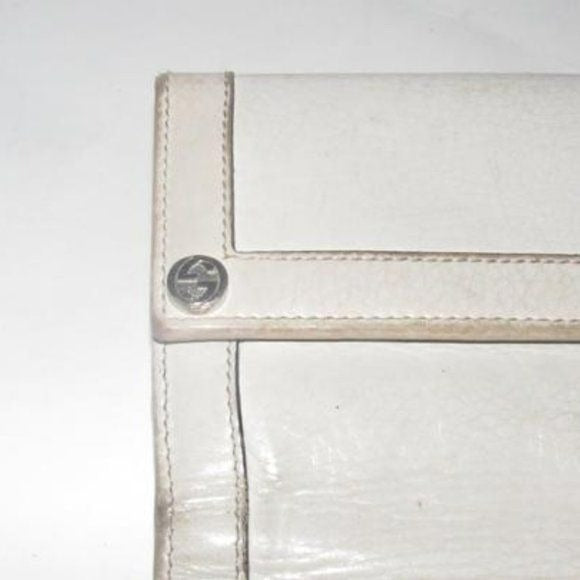 Gucci White Bi-fold Rectangular Gold G Clasp