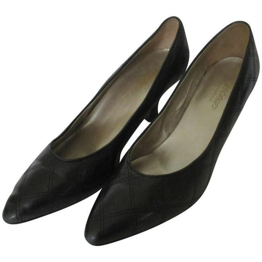 Lord And Taylor Black Quilt Stitch Design Pumps Size Us