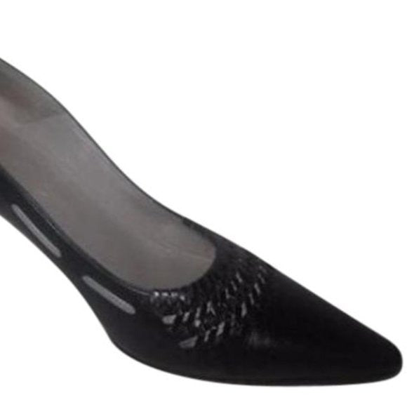 Salvatore Ferragamo Black With Grey Vintage Pumps