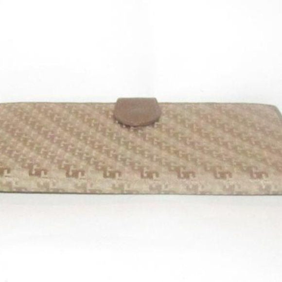 Gucci Khaki Square G Logo Print Vintage Wallet- Like new!