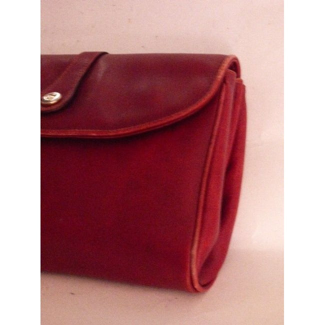 Gucci Vintage Burgundy Leather Shoulder Bag