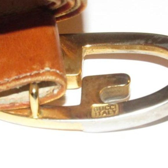 Gucci camel leather belt with large, two-tone GG logo buckle!