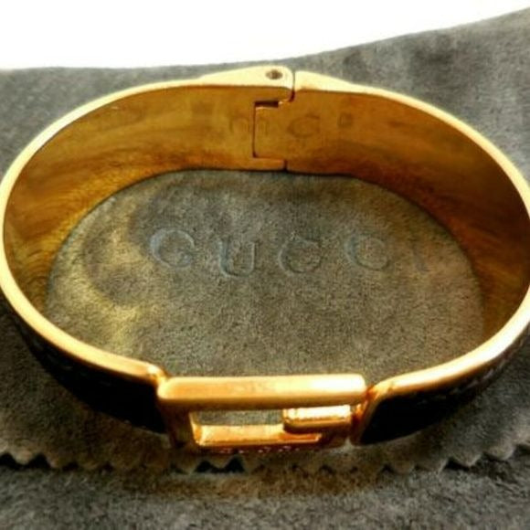 Gucci Brown Textured Leather Gold 'G' Logo Clamper