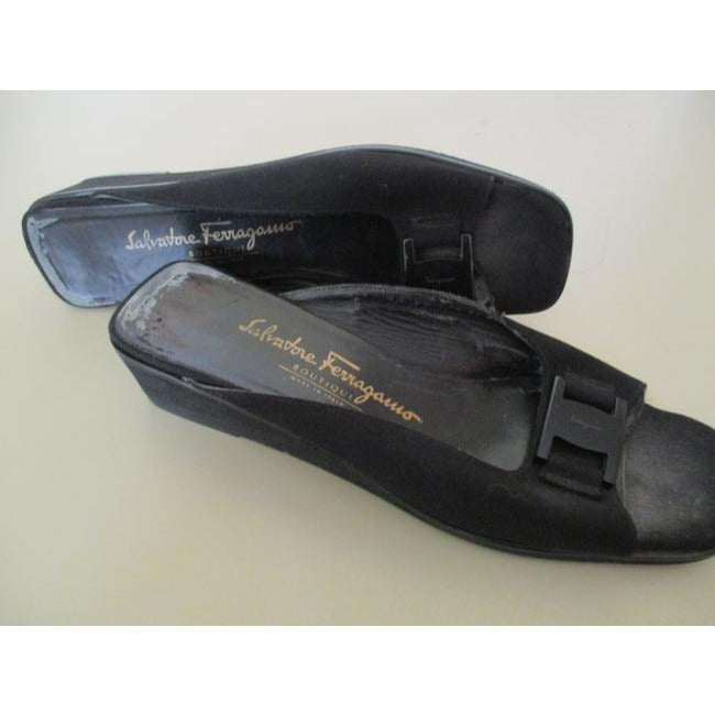 Salvatore Ferragamo Black Boutique Fabric Square Open Toe Mulesslides Size Us