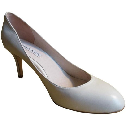 Louise Et Cie Cream Celica Cotton Tail Off White Nappa Almond Pumps Size Us