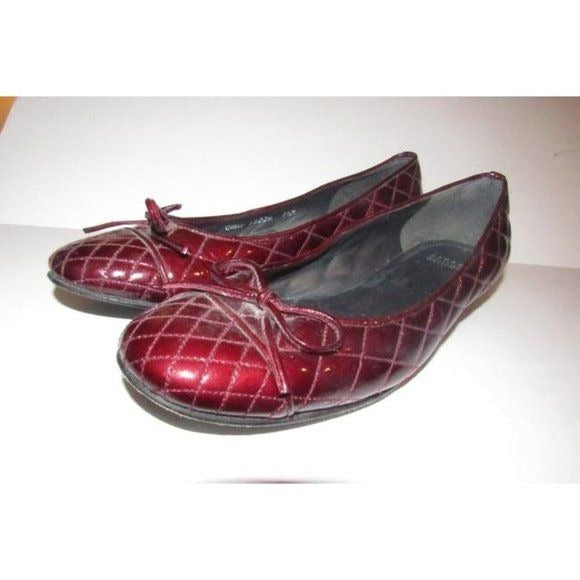 Stuart Weitzman Burgundy Quilted Leather Flats