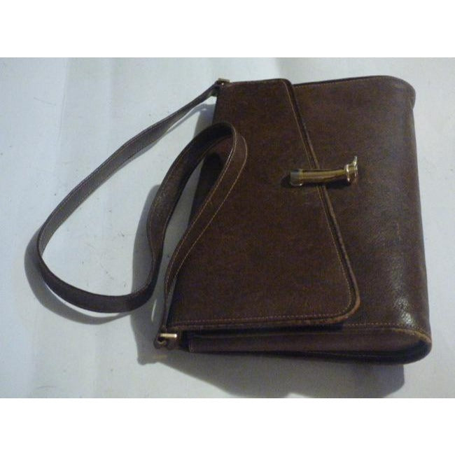 Gucci Vintage Brown Leather With Bold Gold Boot Clasp Shoulder Bag