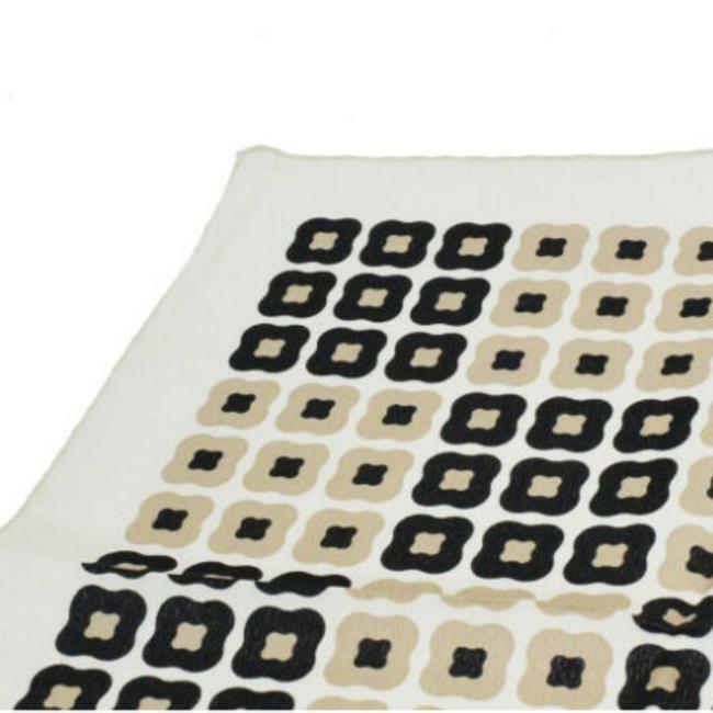 Gucci Tan Black White Print Geometric Silk Scarf