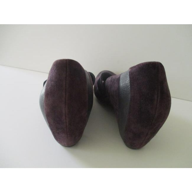 Clarks Purple Plum Suede Elasticized Mary Jane Flats Size Eu