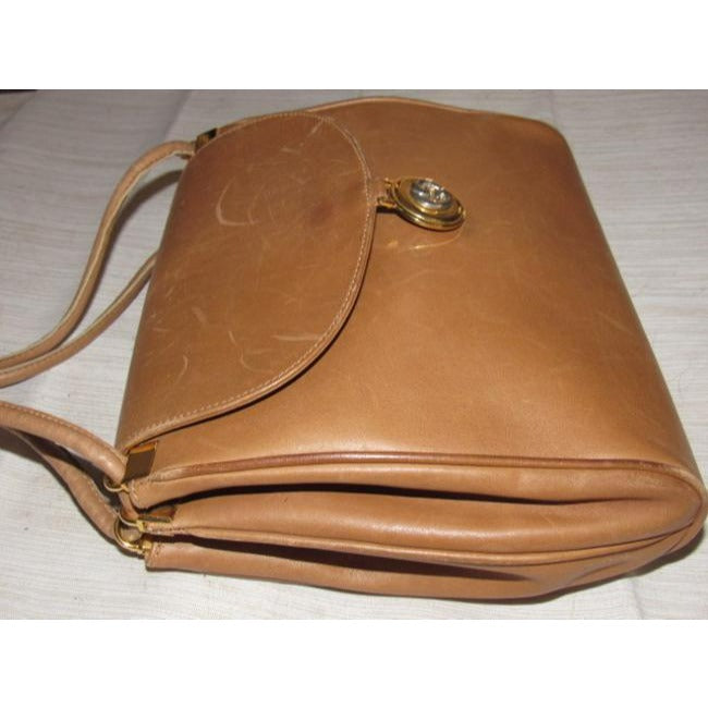 Gucci Vintage Camel Leather With Gold Gg Accents Shoulder Bag