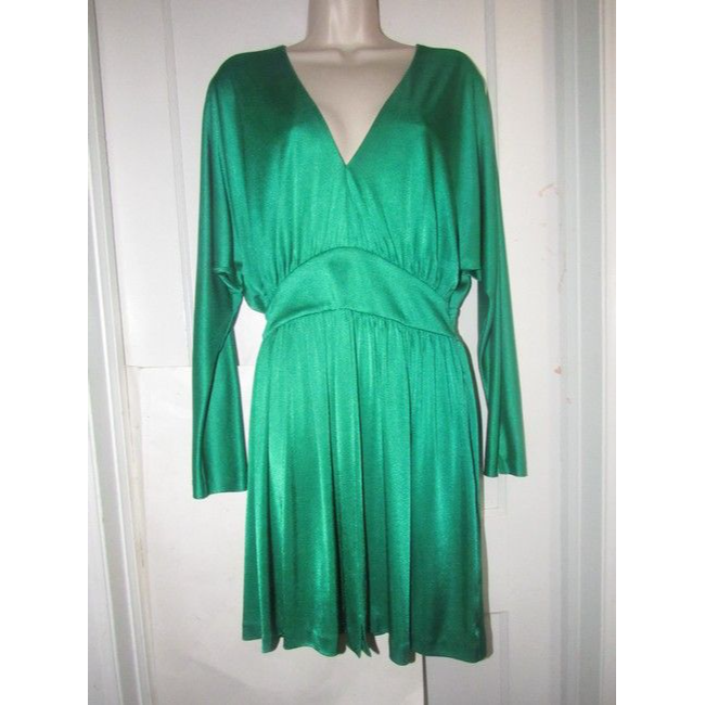Halston Rich Emerald Green Mid Length Night Out Dress