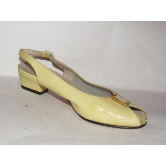 1960's, amazing, MOD Salvatore Ferragamo, size 6.5C, pale yellow patent leather, open toe, 2" chunkier heeled slingback sandals