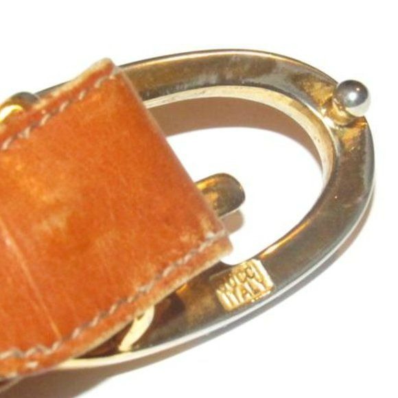 Gucci camel leather belt with large, two-tone GG logo buckle!