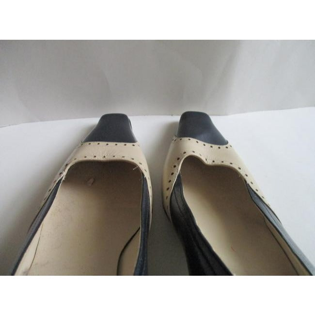 Ak Anne Klein Beige Cream Blue Navy And Color Blocked Perf Square Pumps Size Us