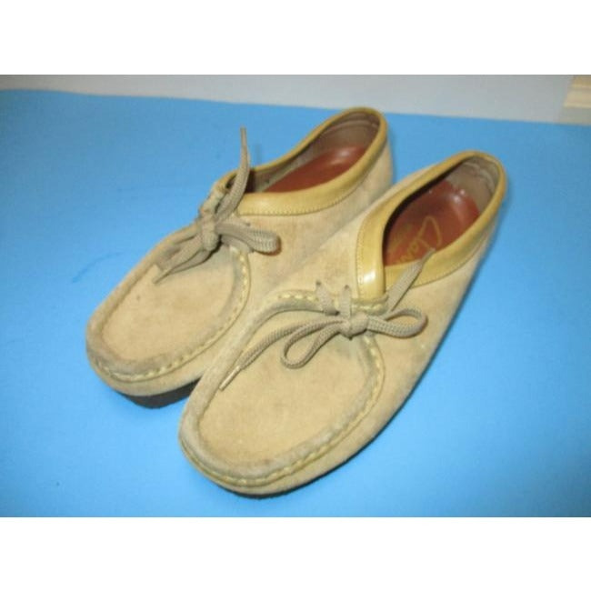 Clarks Tan Wallabees Lace Up Moccasin Booties Size 7.5