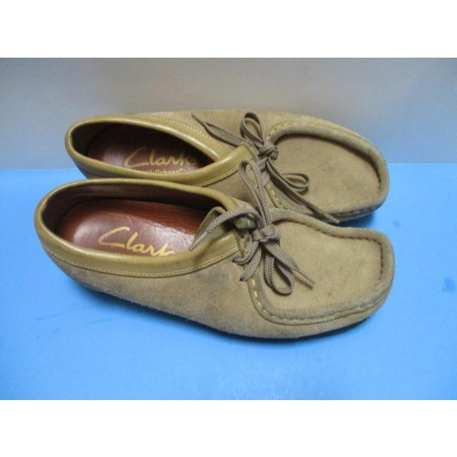 Clarks Tan Wallabees Lace Up Moccasin Booties Size 7.5