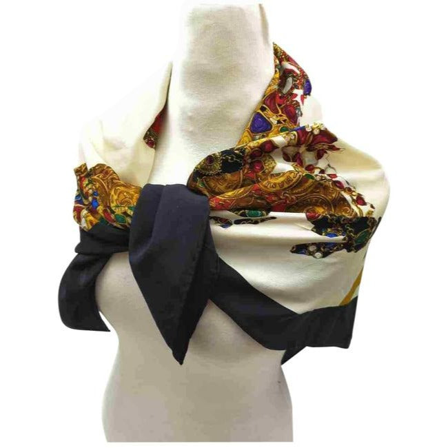 Buy Vintage Chanel Online from a Trusted Reseller – Alla Moda Vintage