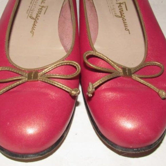 Salvatore Ferragamo Pink Leather Vintage Ballet Flats With Metallic Taupe Trim And Bows