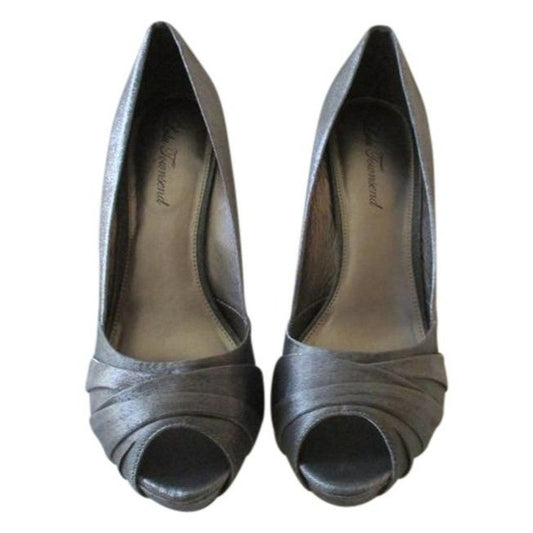 Lulu Townsend Gray Pewter Metallic Fabric Peep Toe Pumps Size Us