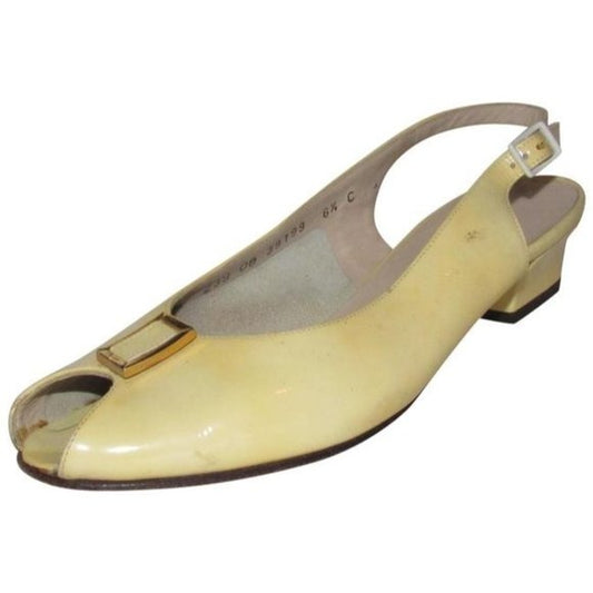 1960's, amazing, MOD Salvatore Ferragamo, size 6.5C, pale yellow patent leather, open toe, 2" chunkier heeled slingback sandals