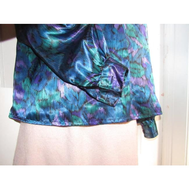 Notations Teal Green Purple And Black Peacock Print Silky Polyester Vintage Secretary Top