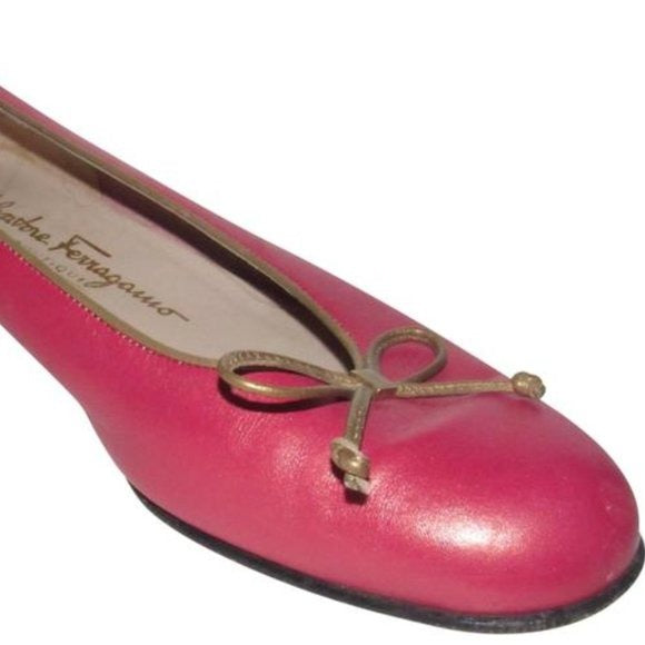 Salvatore Ferragamo Pink Leather Vintage Ballet Flats With Metallic Taupe Trim And Bows