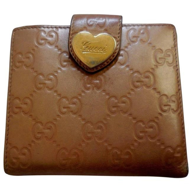 Gucci Camel Leather With An Embossed Large G Print And A Gold Heart Shaped Accent Design Wallet