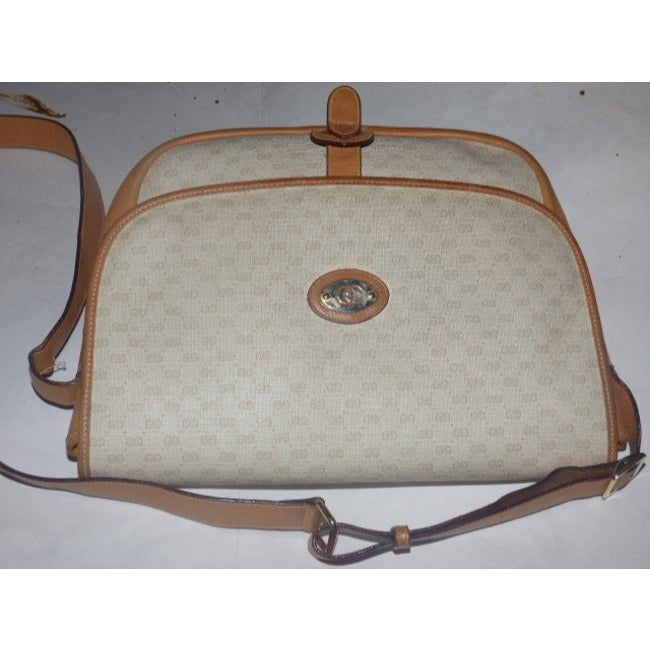 Gucci Vintage Camel Small G Logo Print On Ivory Camel Leather