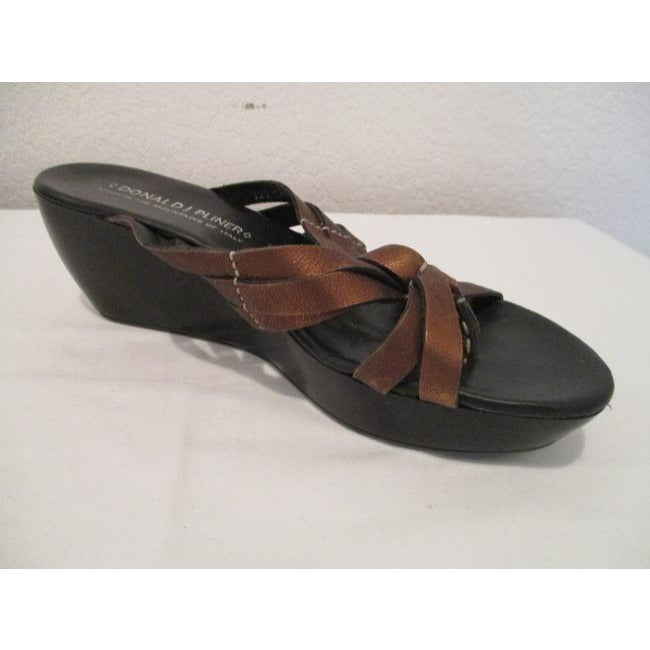 Donald J Pliner Bronze Rich Metallic Strappy Stitched T Strap Mulesslides Size Us