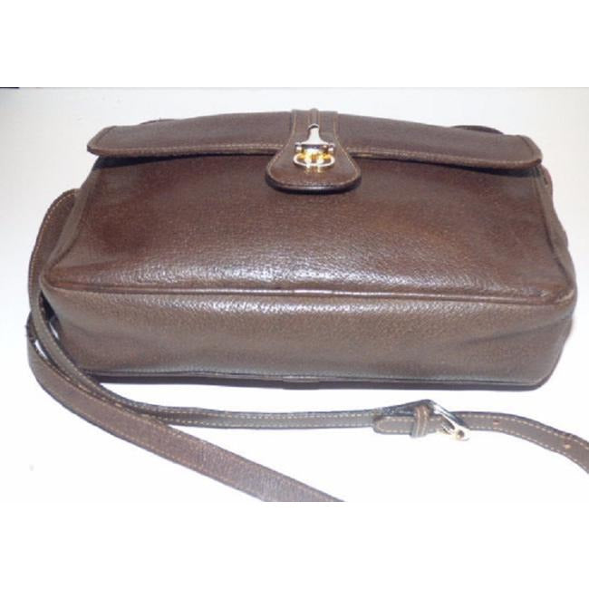 Gucci Horsebit W W Exterior Pocket And Accent Brown Signature Leather Shoulder Bag